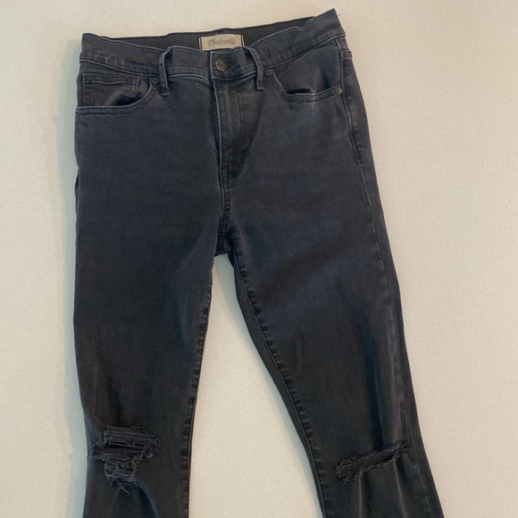 Madewell 9” High Riser Distressed Skinny Jeans - Picture 3 of 7
